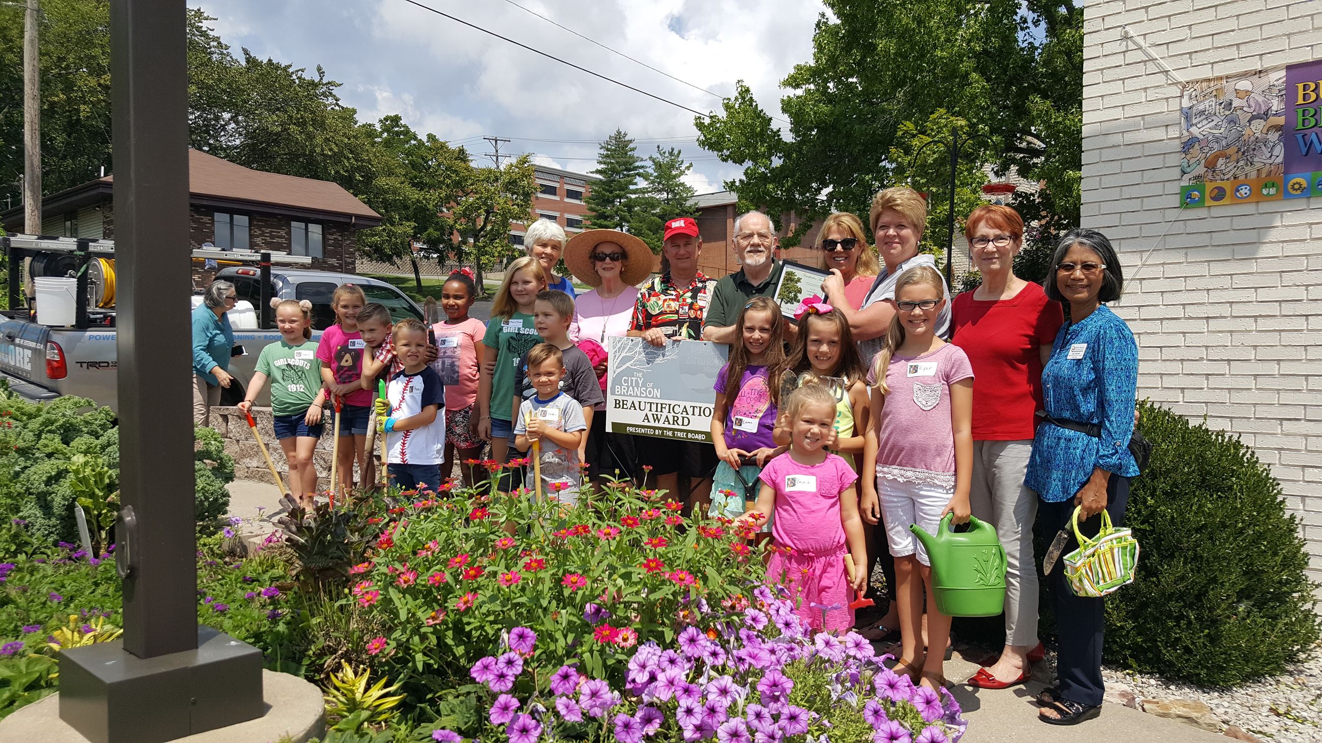 2017_AUGUST_BEAUTIFICATION_TANEYHILLS-LIBRARY.3